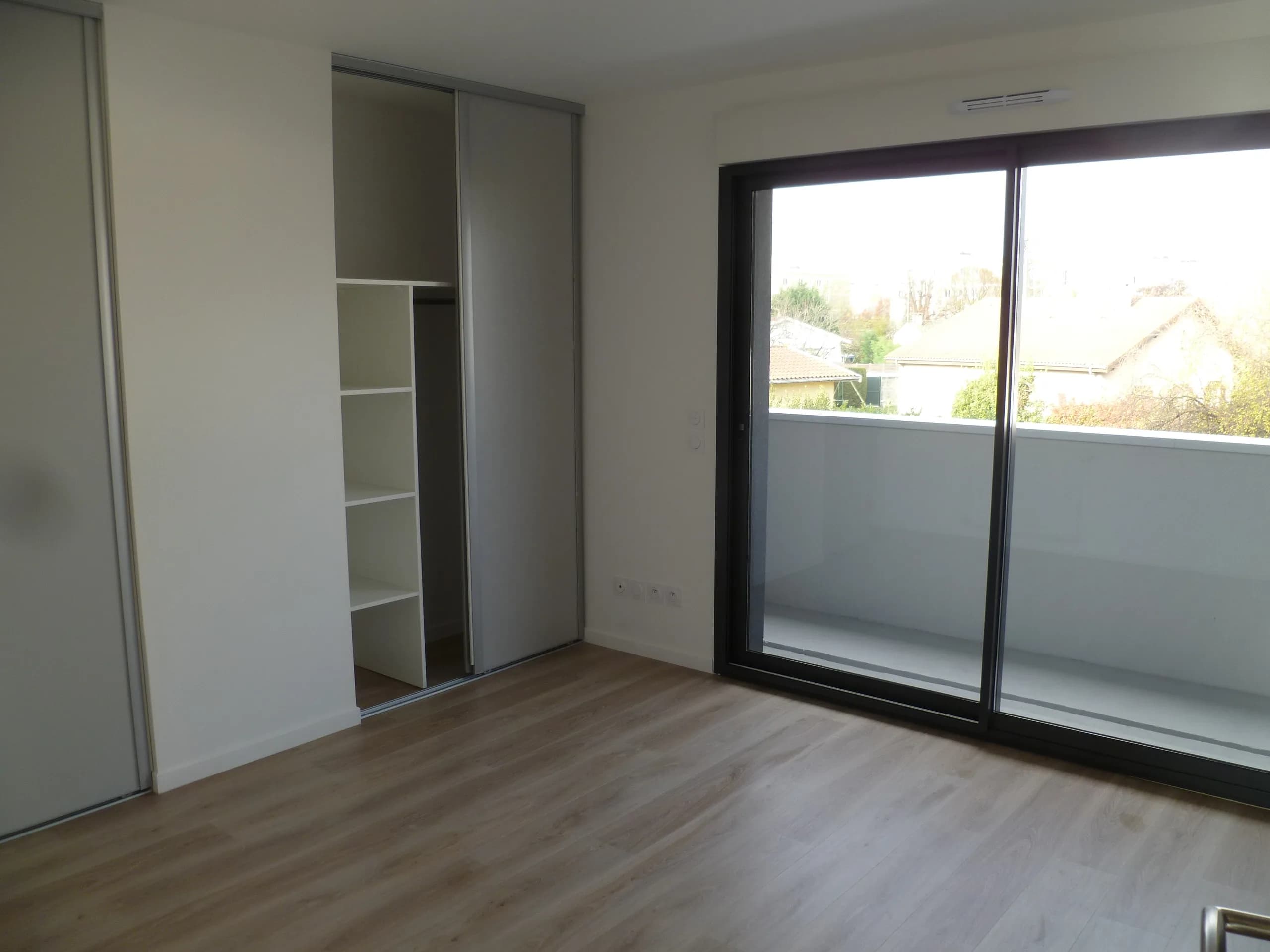 Spacieux T3 de 76 m² avec double balcon expo SUD · photo 6