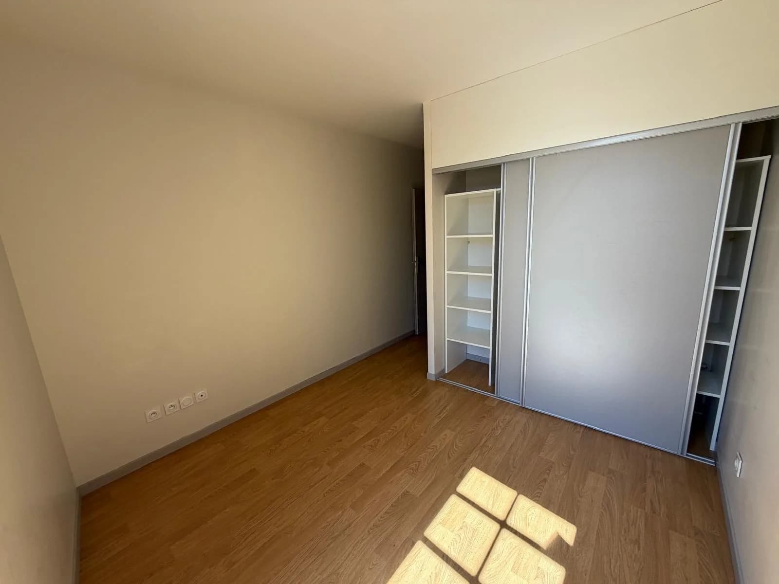 APPARTEMENT DE TYPE 3 · photo 6
